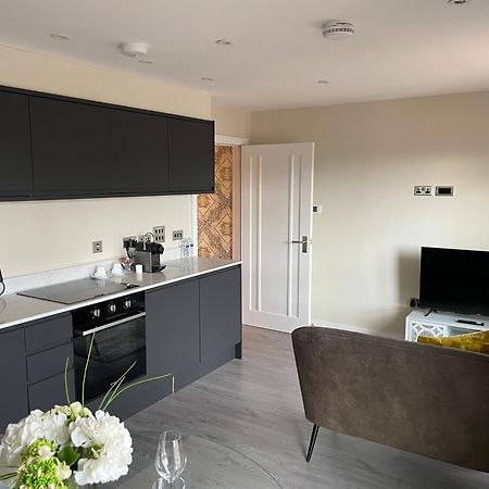 Central Modern Flat York Exteriér fotografie