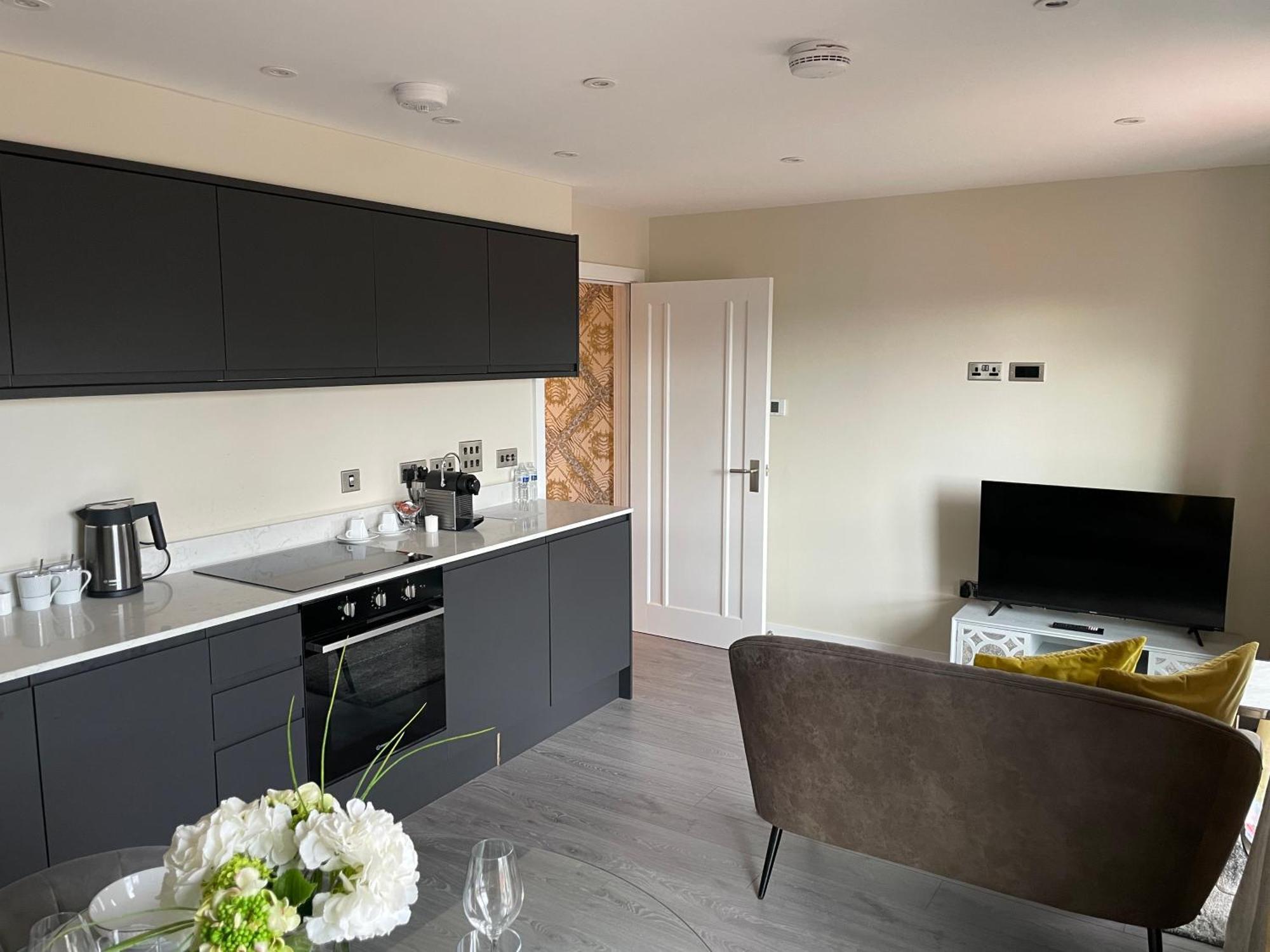 Central Modern Flat York Exteriér fotografie